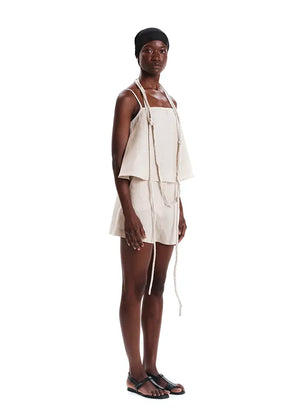 Top made of 100% organic cotton with a canvas look.
