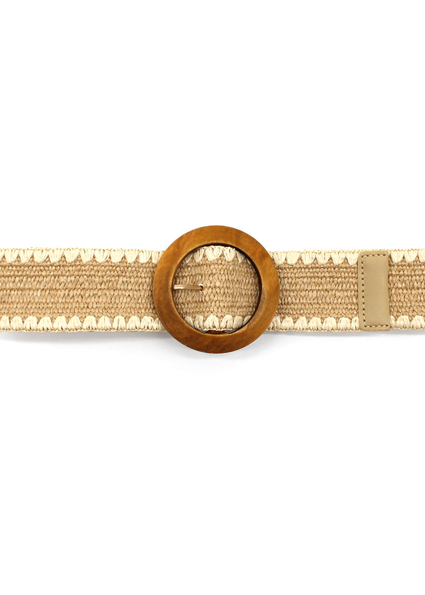A tan raffia belt with a wooden buckle and decorative edge, against a white background.