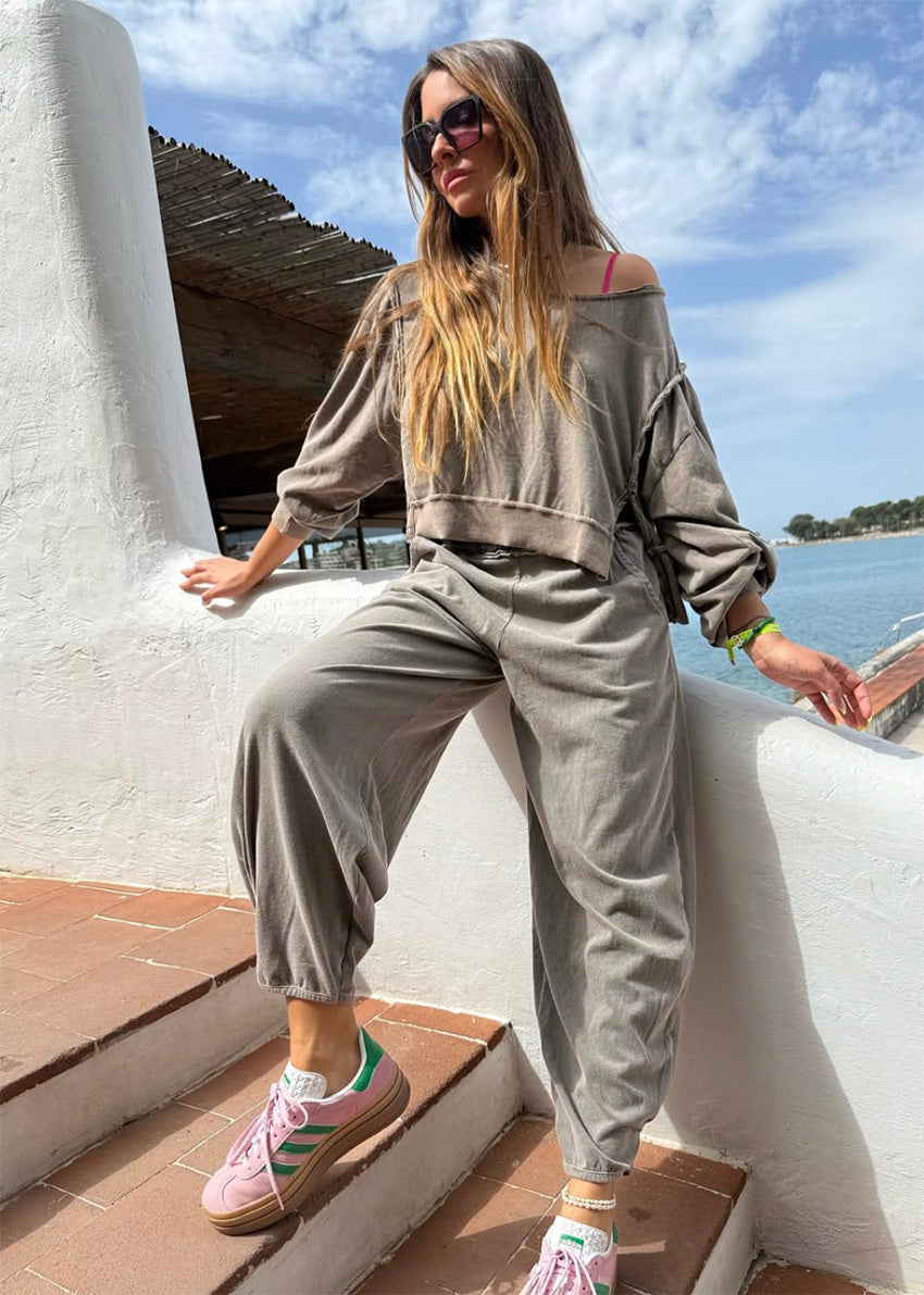 Best-Selling Collection of Trendy Tops for Women | ROGUE8