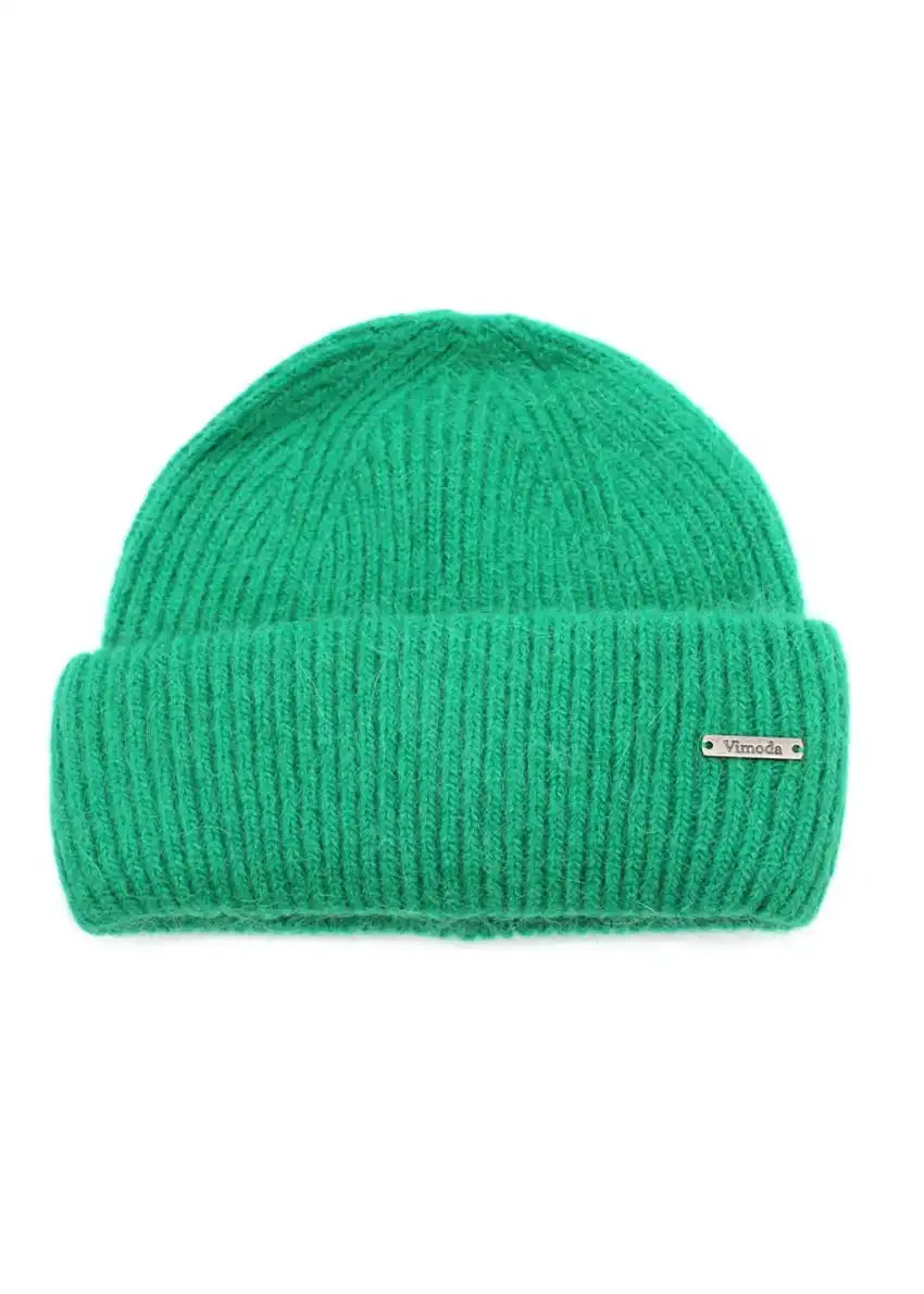 Unisex green beanie, artfully crafted from a luxurious melange of soft fibers. The color block design exudes effortless sophistication, providing endless styling possibilities.