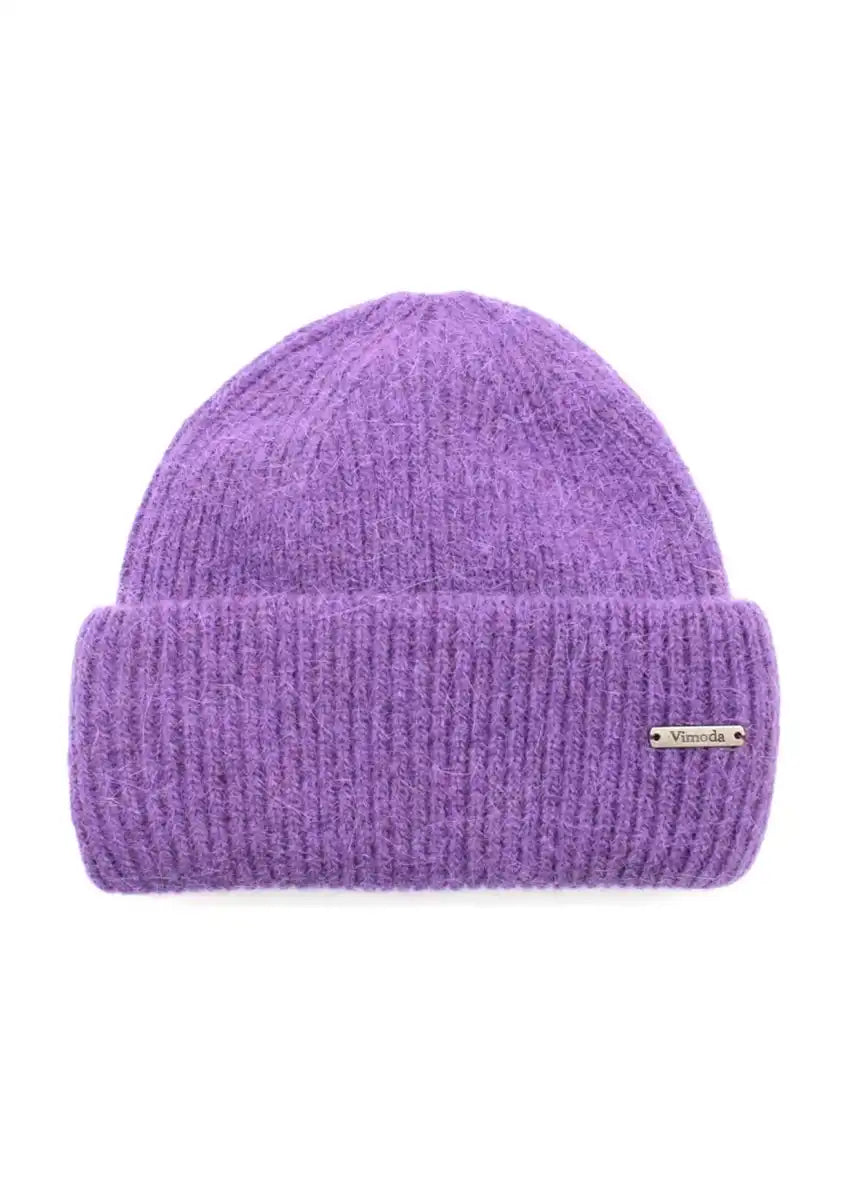 Unisex purple beanie, artfully crafted from a luxurious melange of soft fibers. The color block design exudes effortless sophistication, providing endless styling possibilities.