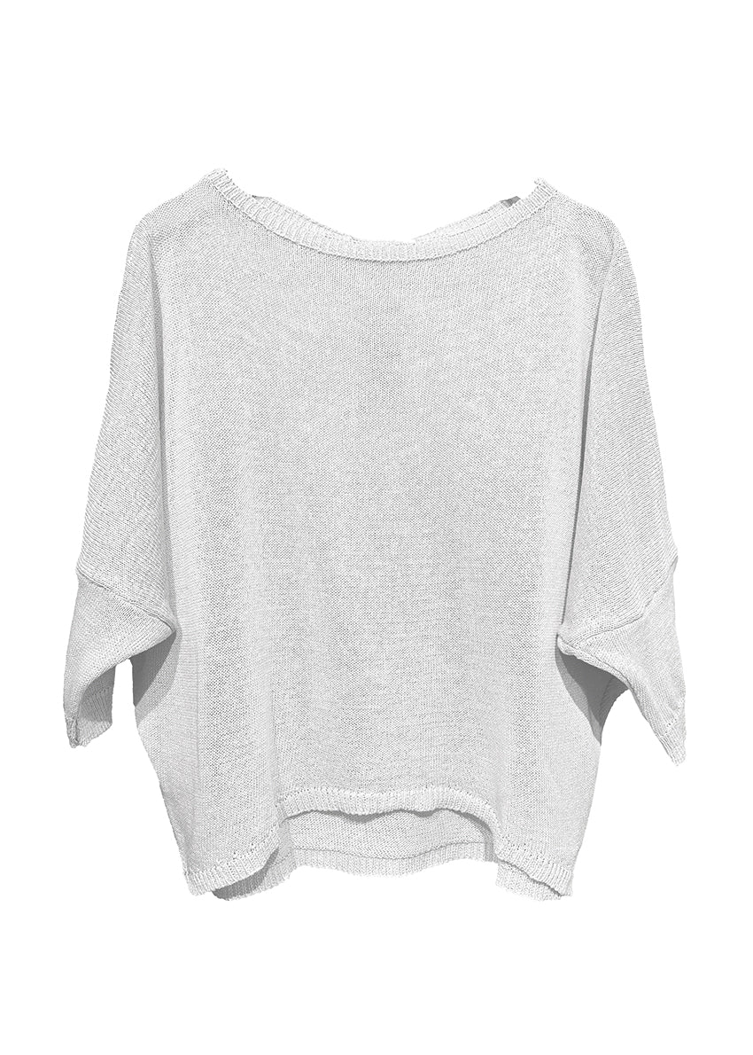 White crop top - sweater that makes you feel like a teenager! Featuring a wide boat neckline. Its cropped cut and 3/4 sleeves