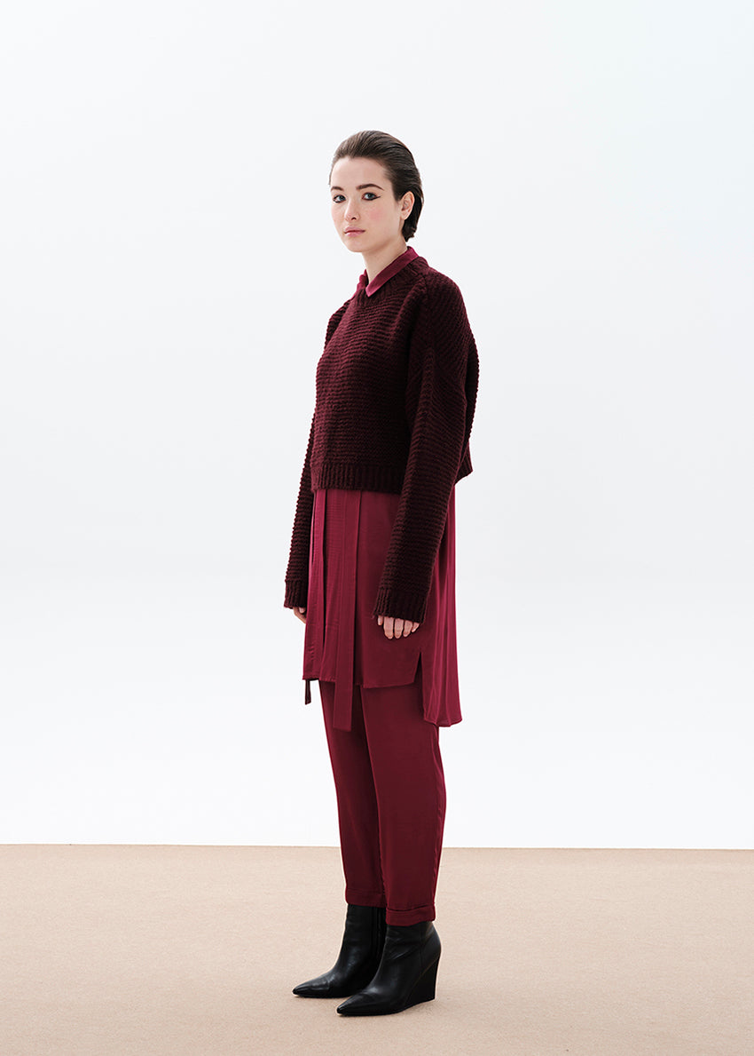 A winter staple made of extra-fine wool and viscose blend, the “Winter Staples” sweater is soft and cozy. It can be combined with casual outfits for running daily errands or for relaxed moments when lounging in your home