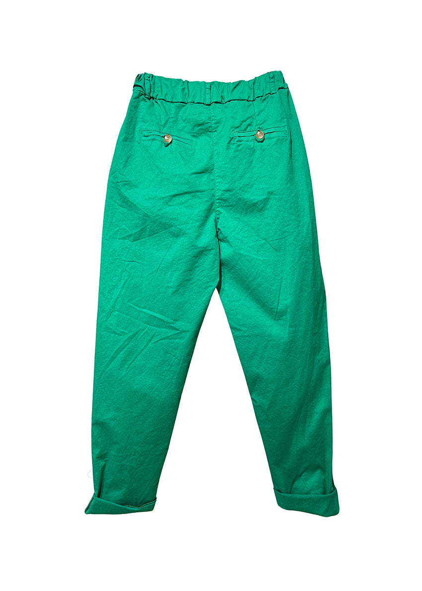 Trousers made of crepe elasticated cotton. Adjustable waist comfort, the elasticated waistband and the belt loops, while the balloon shape expertly flatters fuller thighs.