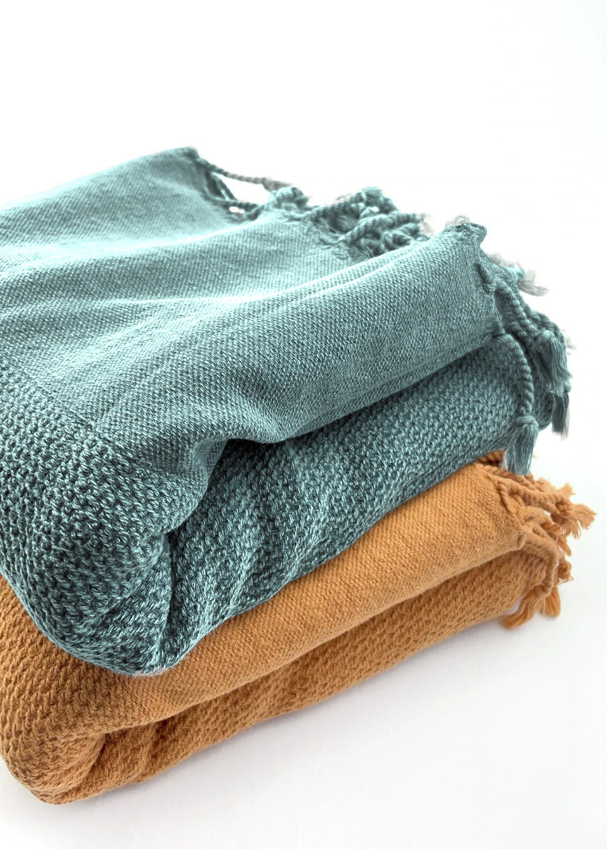 Ultra absorbent, 100% cotton, dries fast, very compact and space-saving, oeko-tex® certified dyeing, versatile use for bathroom, beach, sauna, gym and travel. Always a perfect gift, washable up to 40°