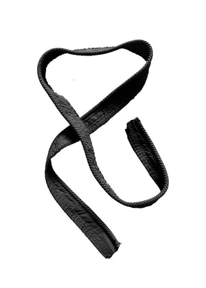 La Vaca Loca is a bold expression of individuality and modern style with a tailored heritage. Crafted from soft cotton , this robe- black belt it is an incredible item that ads chicness to any outfit.