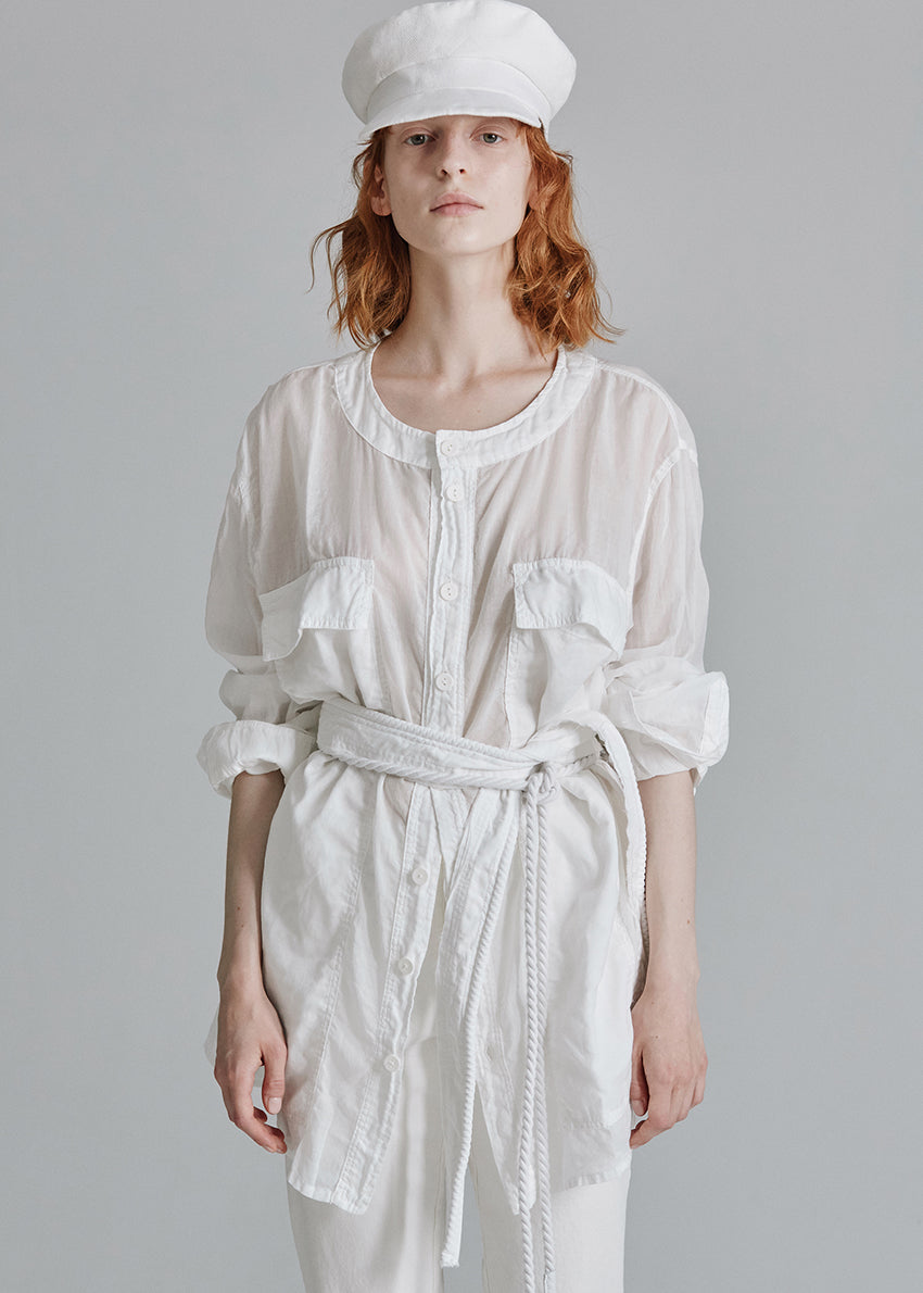La Vaca Loca is a bold expression of individuality and modern style with a tailored heritage. Crafted from soft cotton , this robe- white belt it is an incredible item that ads chicness to any outfit.
