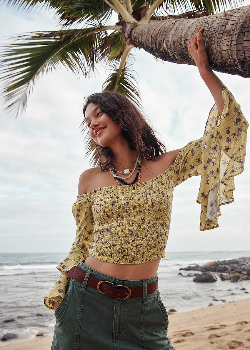 Lila Gold Top
