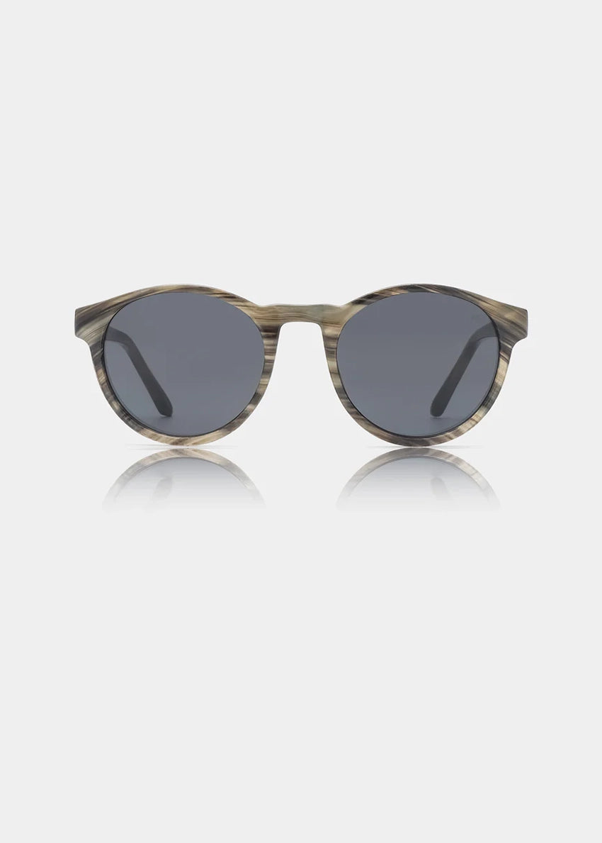Round sunglasses with wooden frame and dark lenses on a white background