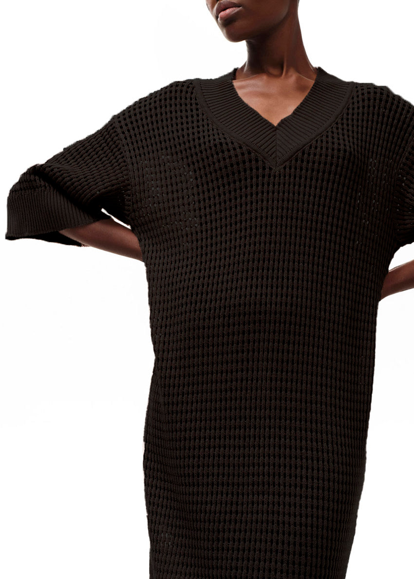 Midi dress with a perforated knitting stitch made of high quality Greek cotton in a loose fit.