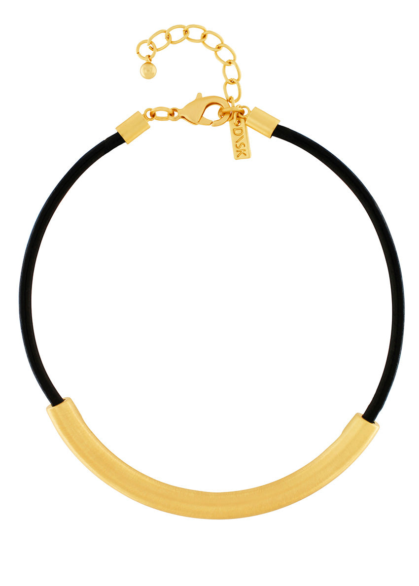 Introducing the Nostalgia Necklace, a statement piece that will elevate any outfit. The gold plating adds a touch of luxury, while the scratched surface adds a unique texture. Crafted with a brass foundation and carefully plated in either silver or 14 Carat Gold