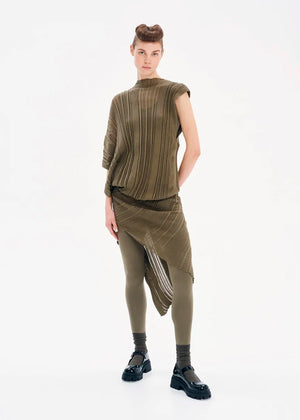 Knitted midi dress in an asymmetrical shape with the “Archetypes” rib pattern and yarn made of 100% high quality Greek cotton. It is sleeveless on one side, while short sleeved on the other.