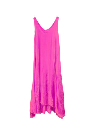 Long and lejere deep pink dress, with 2 layers, made of silk and viscose, features a deep V neckline both for front and back and fabric waves on the lower part. Amazing piece for this summer!