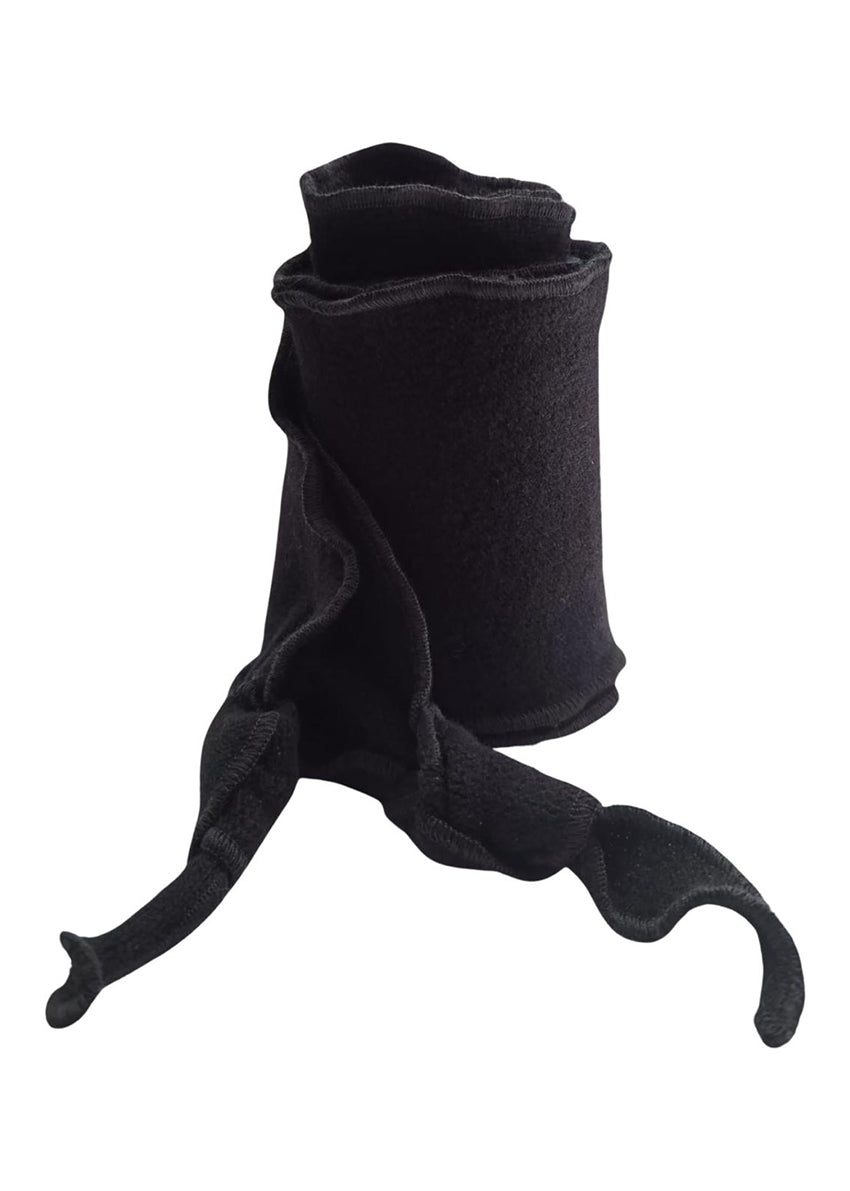 Experience the graceful undulation of our undulated scarves, meticulously crafted from 100% Pure Merino Wool.