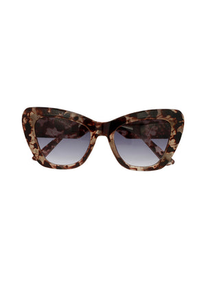 These cat-eye brown sunglasses offer both fashion-forward design and practical UV400 protection, ensuring your eyes stay shielded from harmful sun rays while you make a bold statement. Perfect accessory for any occasion.