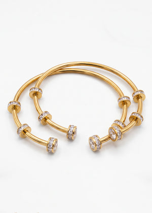 Moma Bracelets