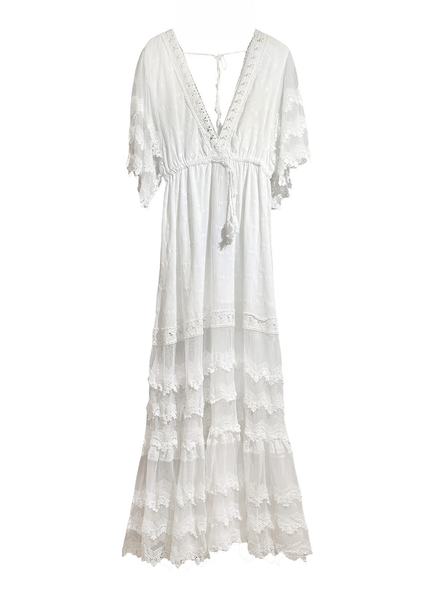 jaase bungalow maxi dress JAASE BUNGALOW LACE MAXI DRESS Experience the ultimate in bohemian chic with the Bungalow Lace Maxi Dress, a dress that exudes romance and sophistication, inspiring confidence and beauty. This exquisite design features