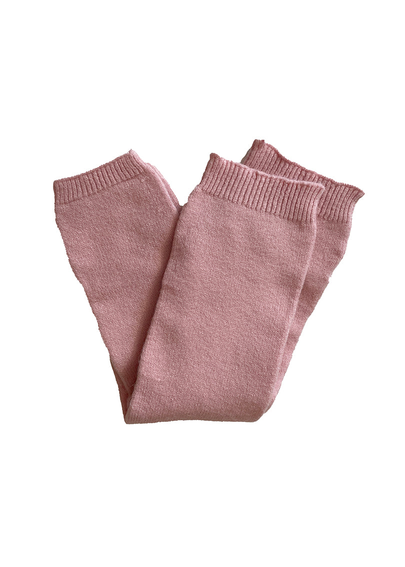 Light Pink armwarmers.