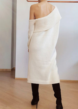 Midi bare shoulder dress. Knitted with a large dose of alpaca yarn.