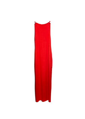 Midi sleeveless red dress with twisted shoulders made of elastic EcoVero viscose in a fitted silhouette.
It features a round neckline.